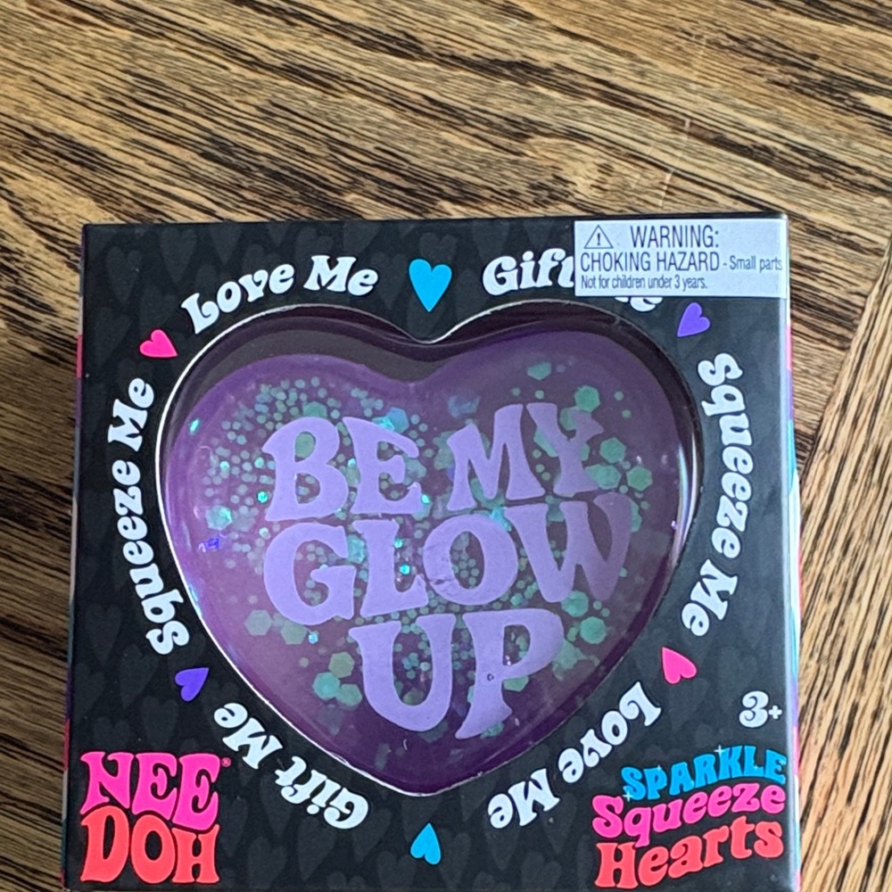 Sparkle Squeeze Hearts - Purple "Be My Glow Up"